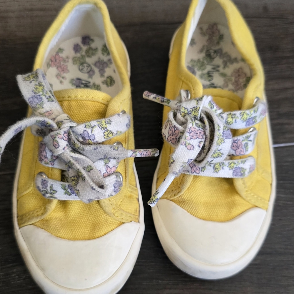 Mini Boden Yellow Kids Shoes with Floral Laces